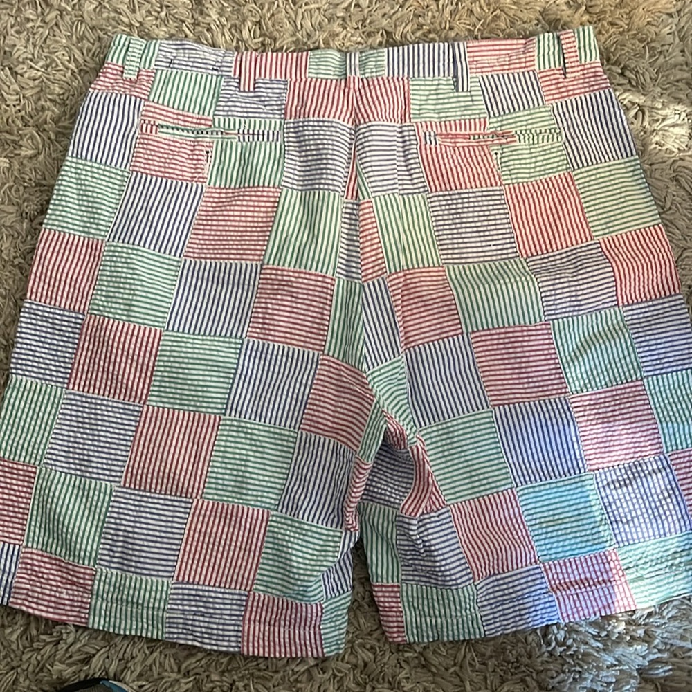 Shorts - Picture 2 of 4